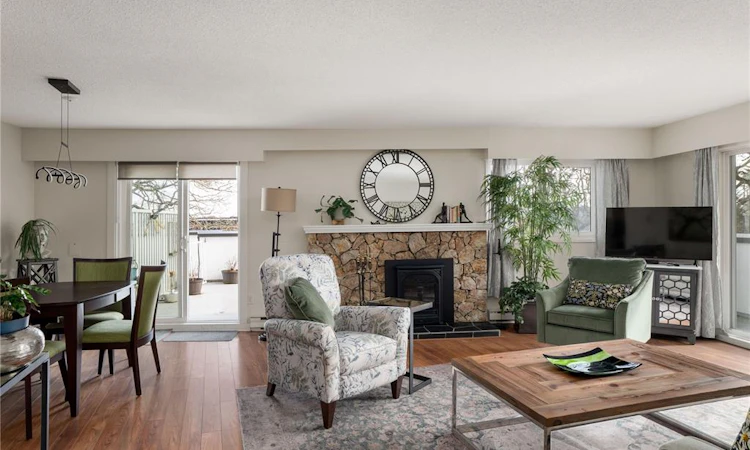 116-3962 Cedar Hill Road