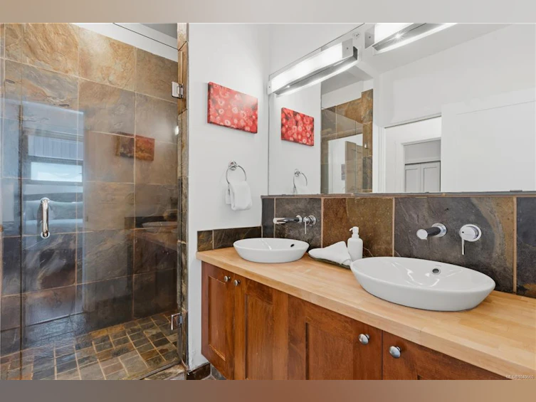 203-515 Marine Drive, Ucluelet, BC, V0R 3A0 - 18