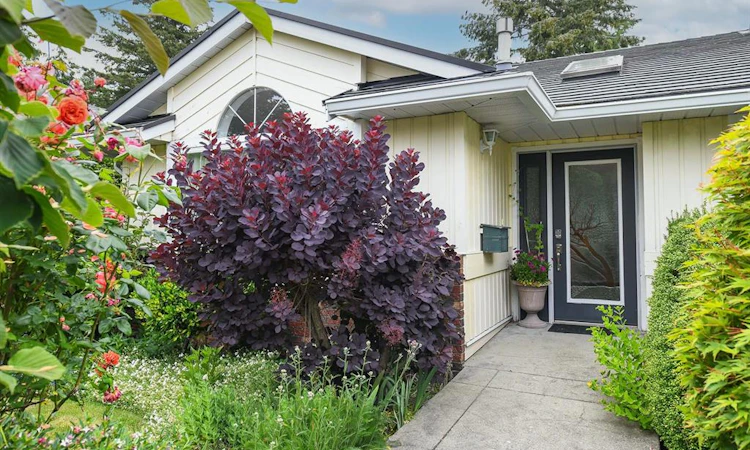 2136 Bolt Avenue