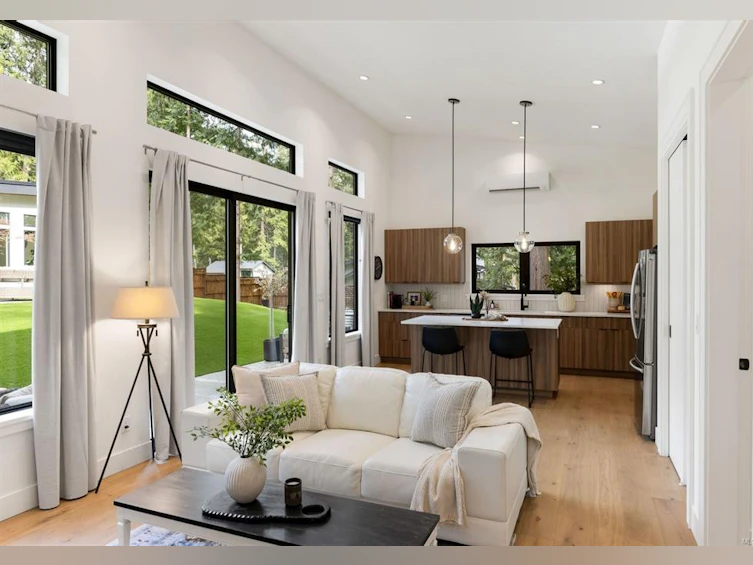 867 Bradley Dyne Road, North Saanich, BC, V8L 5H1 - 47