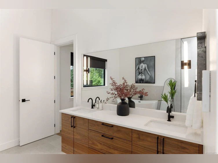 867 Bradley Dyne Road, North Saanich, BC, V8L 5H1 - 28