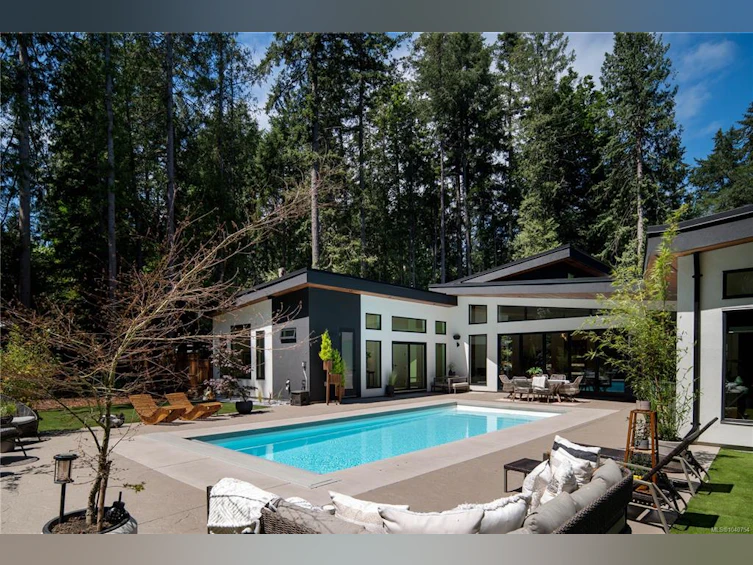 867 Bradley Dyne Road, North Saanich, BC, V8L 5H1 - 43