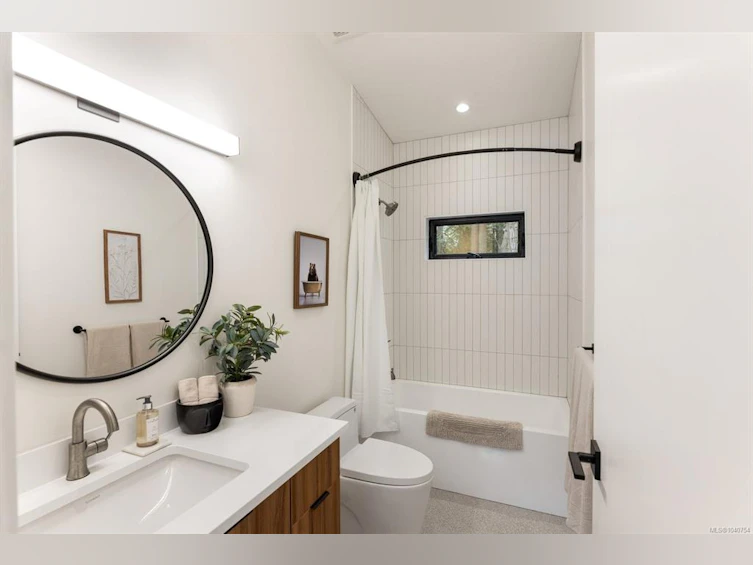 867 Bradley Dyne Road, North Saanich, BC, V8L 5H1 - 52