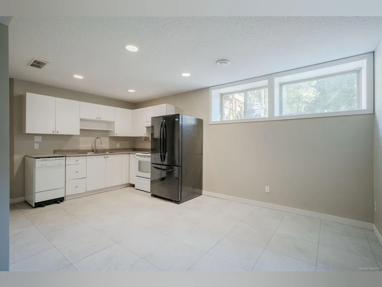 6651 Jenkins Road, Nanaimo, BC, V9T 6J3 - 34