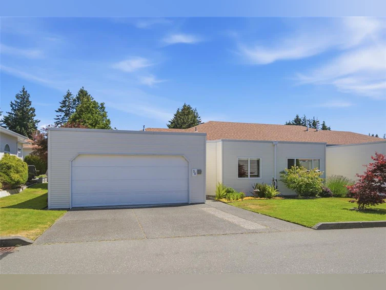 30-677 Bunting Place, Comox, BC, V9M 3S1