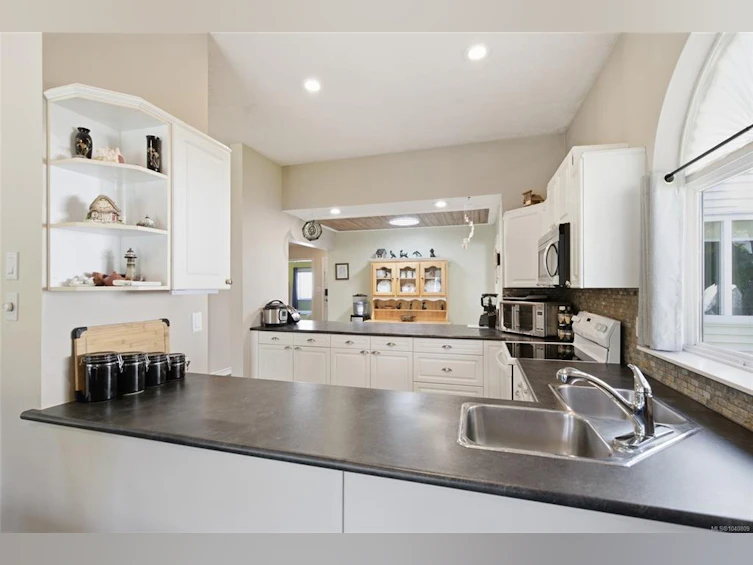 30-677 Bunting Place, Comox, BC, V9M 3S1 - 14