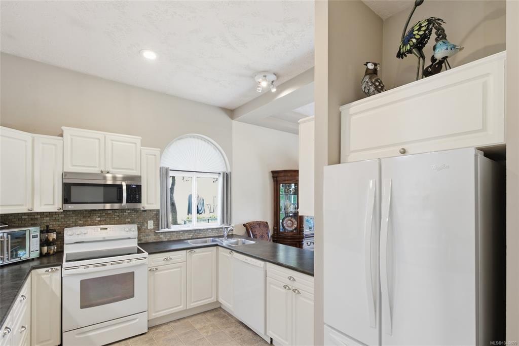 30-677 Bunting Place, Comox, BC, V9M 3S1 - 10