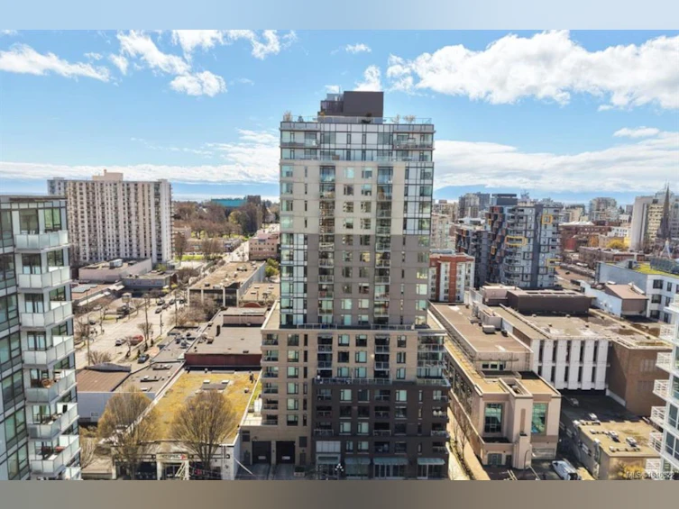 401-845 Johnson Street, Victoria, BC, V8W 0G3 - 2