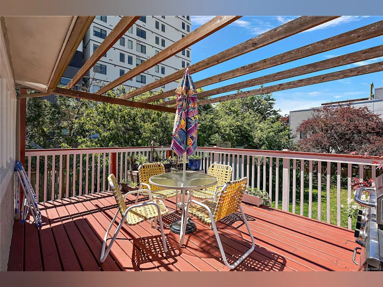 626 Constance Avenue, Esquimalt, BC, V9A 6N7 - 24