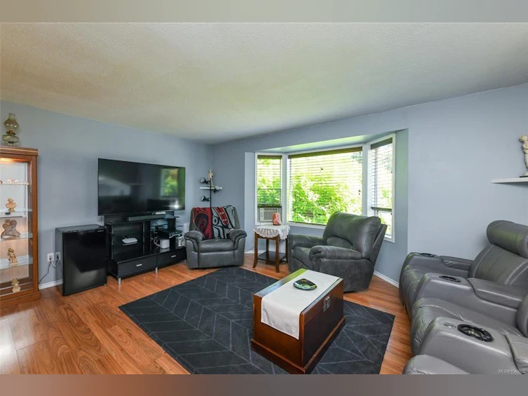 605 Pritchard Road, Comox, BC, V9M 3J1 - 9