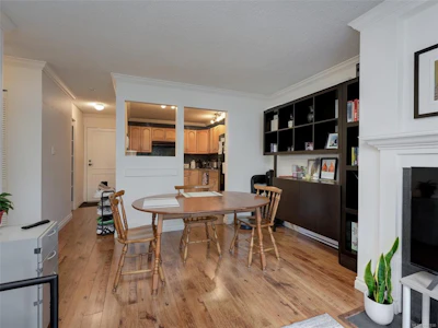 111-3215 Alder Street - 3