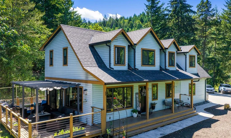 1691 Meadowood Way
