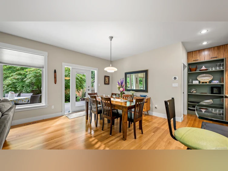 326 Forester Avenue, Comox, BC, V9M 0B1 - 8