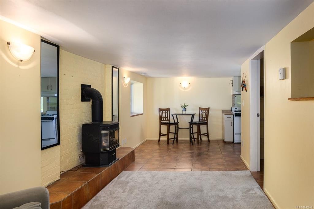 1821 Hollywood Crescent, Victoria, BC, V8S 1J2 - 36