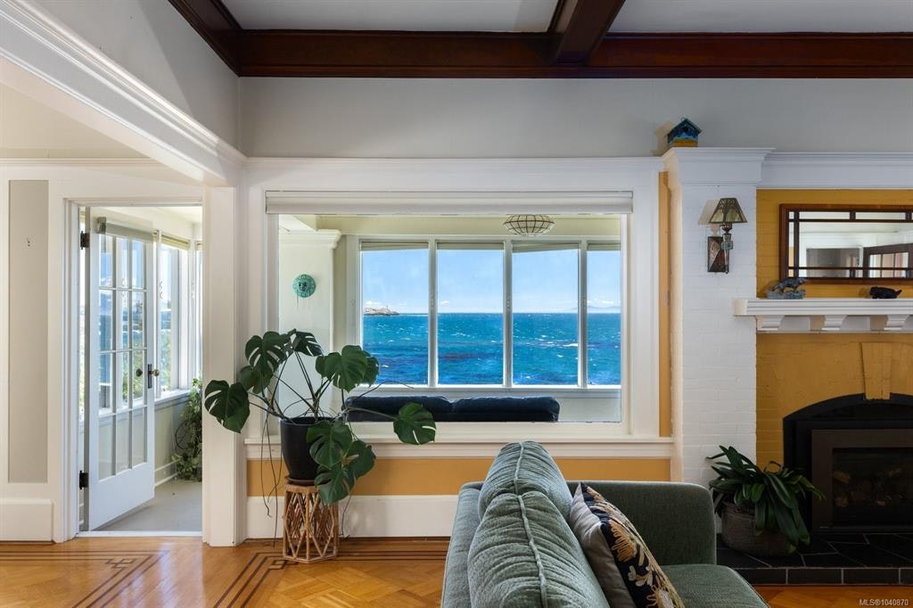 1821 Hollywood Crescent, Victoria, BC, V8S 1J2 - 26
