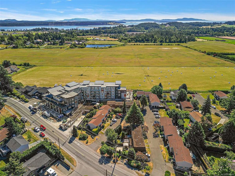 10-7675 East Saanich Road, Central Saanich, BC, V8M 1L9 - 25