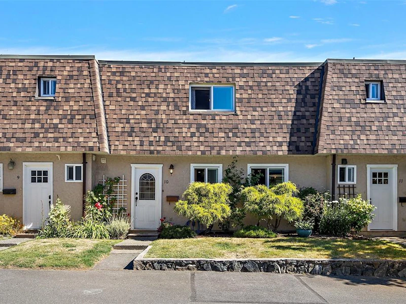 10 - 7675 East Saanich Road, Central Saanich BC V8M 1L9