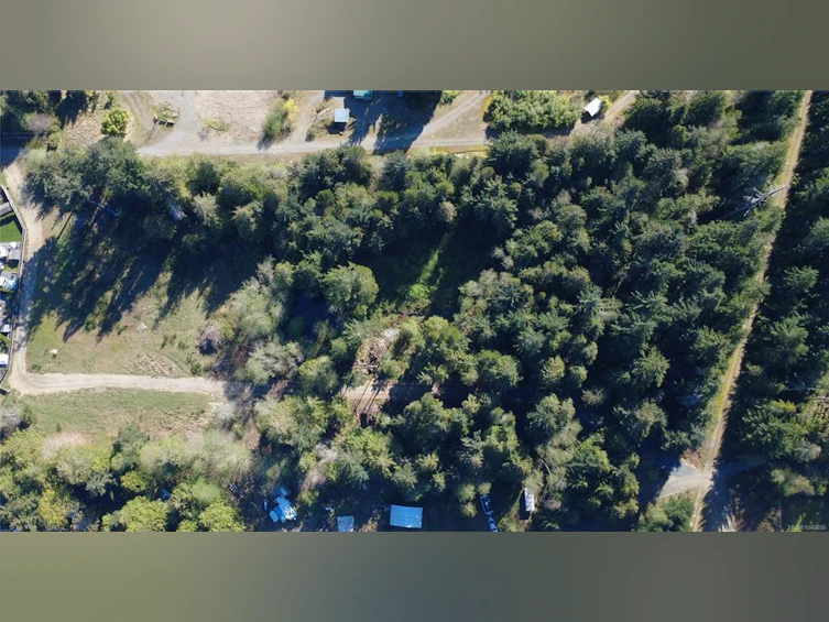 B-6050 Island Highway, Qualicum Beach, BC, V9K 2E1 - 7