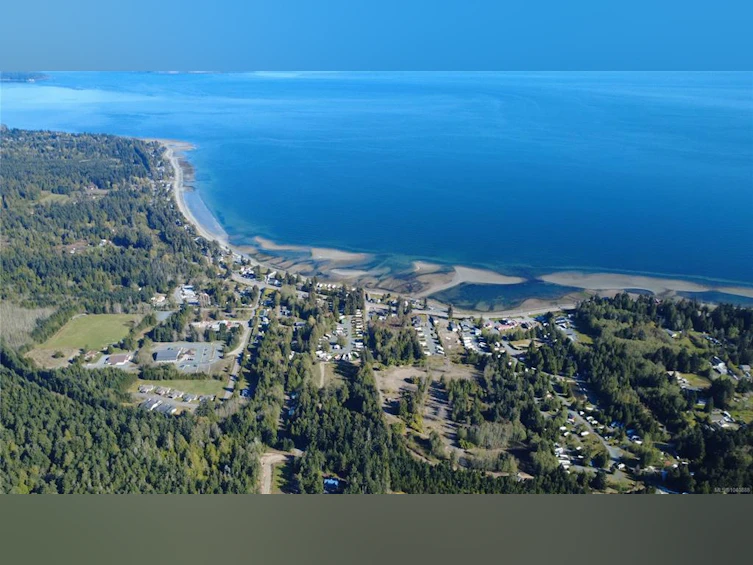 B-6050 Island Highway, Qualicum Beach, BC, V9K 2E1 - 12