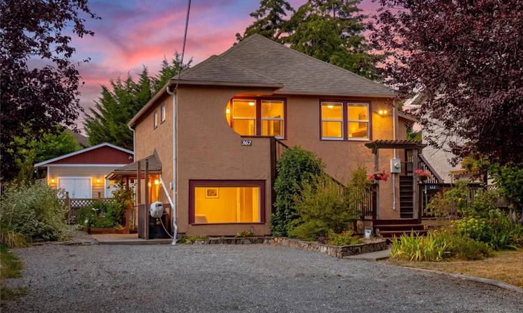 367 Vincent Avenue