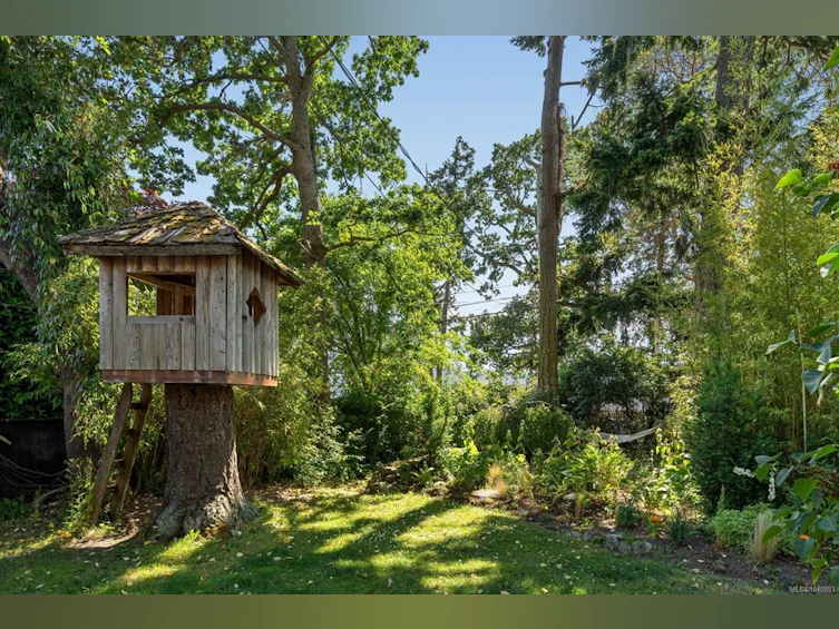 10301 West Saanich Road, North Saanich, BC, V8L 5T8 - 33