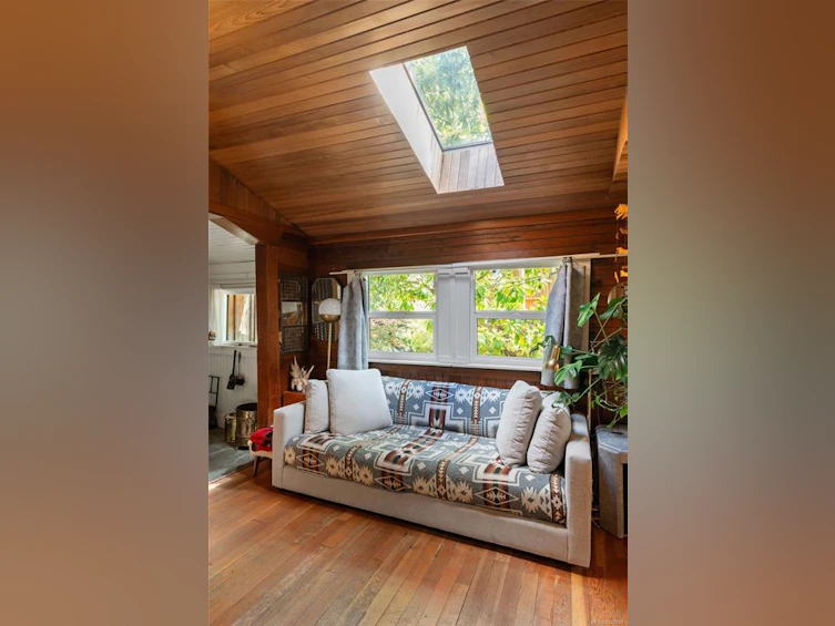 10301 West Saanich Road, North Saanich, BC, V8L 5T8 - 12