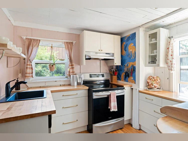 10301 West Saanich Road, North Saanich, BC, V8L 5T8 - 15