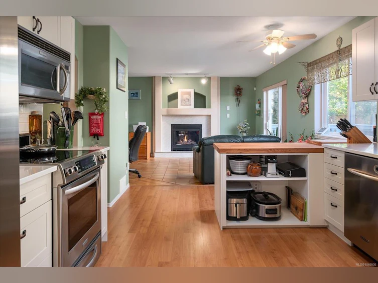 6642 Nathan Road, Nanaimo, BC, V9T 6H7 - 6