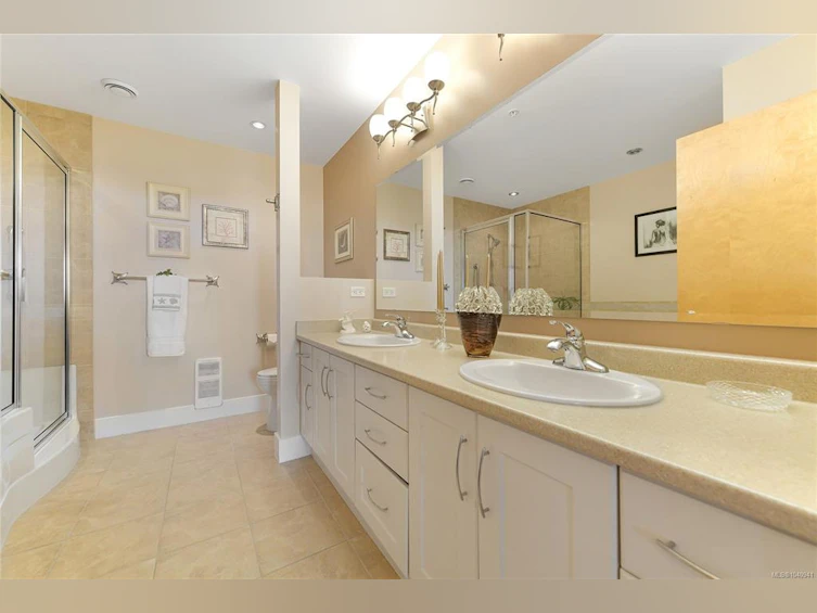 401-5332 Sayward Hill Crescent, Saanich, BC, V8Y 3H8 - 36