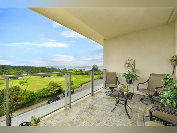 401-5332 Sayward Hill Crescent, Saanich, BC, V8Y 3H8 - 66