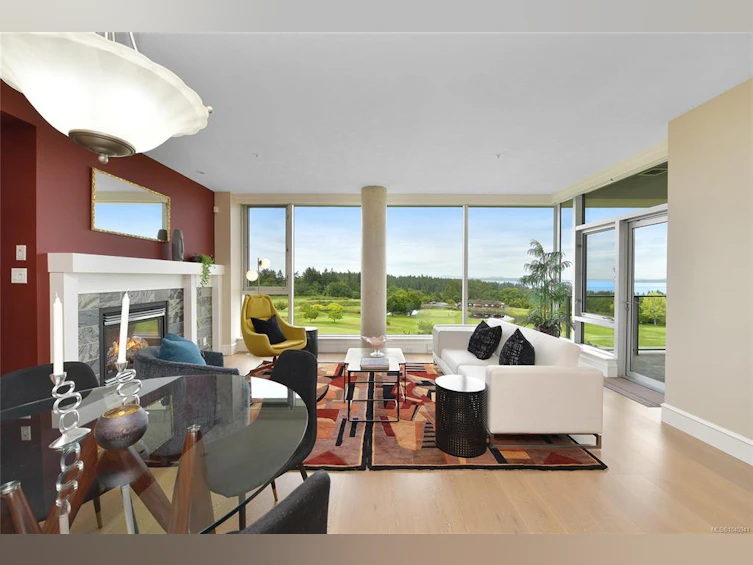 401-5332 Sayward Hill Crescent, Saanich, BC, V8Y 3H8 - 8