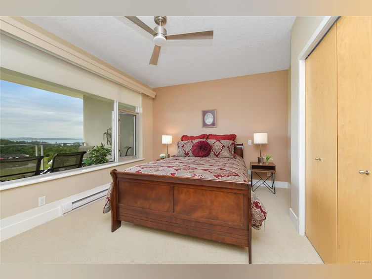 401-5332 Sayward Hill Crescent, Saanich, BC, V8Y 3H8 - 47