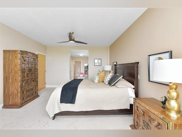 401-5332 Sayward Hill Crescent, Saanich, BC, V8Y 3H8 - 33