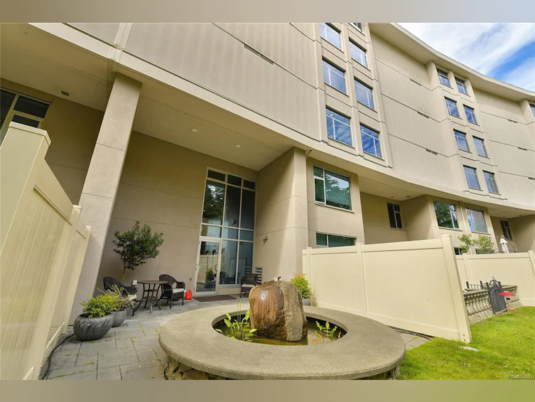 401-5332 Sayward Hill Crescent, Saanich, BC, V8Y 3H8 - 69
