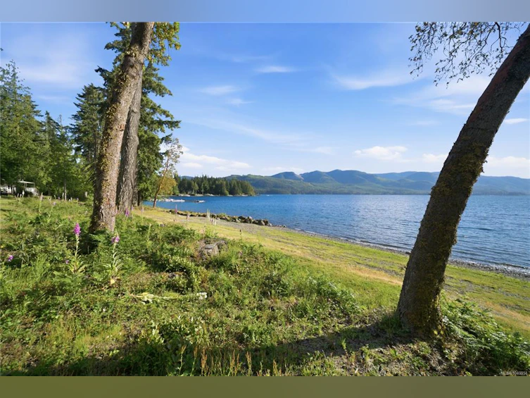8394 Sa Seen Os Road, Youbou, BC, V0R 3E1 - 19