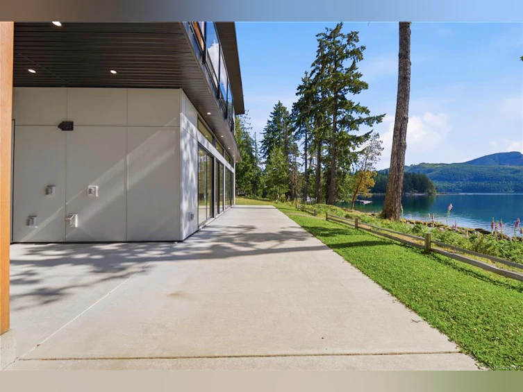 8394 Sa Seen Os Road, Youbou, BC, V0R 3E1 - 17