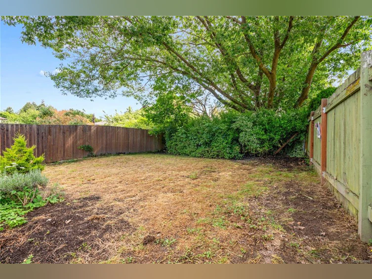 861 Tillicum Road, Esquimalt, BC, V9A 1Z7 - 16