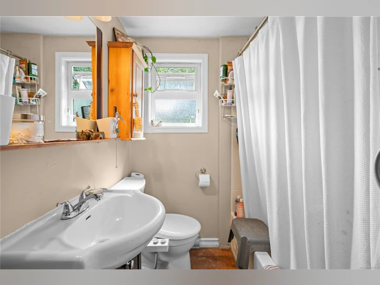 861 Tillicum Road, Esquimalt, BC, V9A 1Z7 - 11