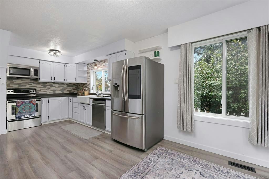 3863 Howard Avenue, Courtenay, BC, V0R 2V0 - 21