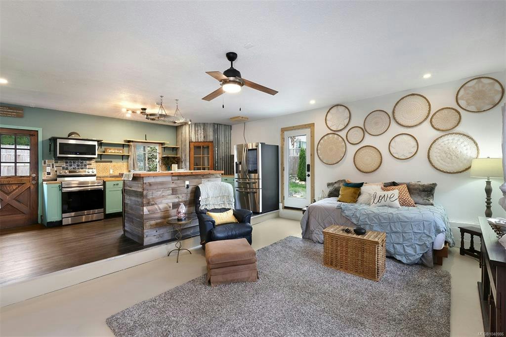 3863 Howard Avenue, Courtenay, BC, V0R 2V0 - 44
