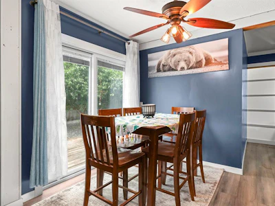 3863 Howard Avenue - 5