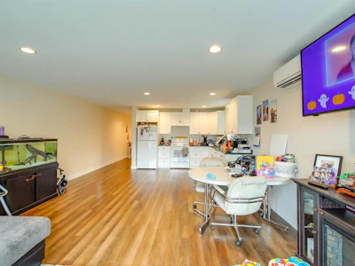 2615 5th Avenue - 5