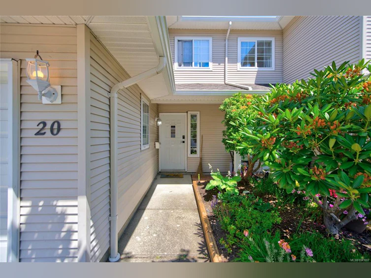 20-717 Aspen Road, Comox, BC, V9M 3X4 - 3