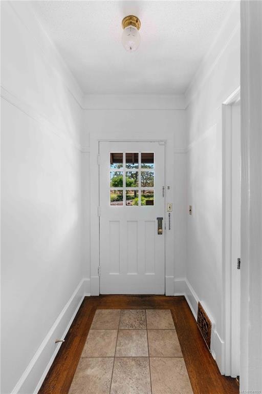 1562 Richardson Street, Victoria, BC, V8S 1R3 - 23