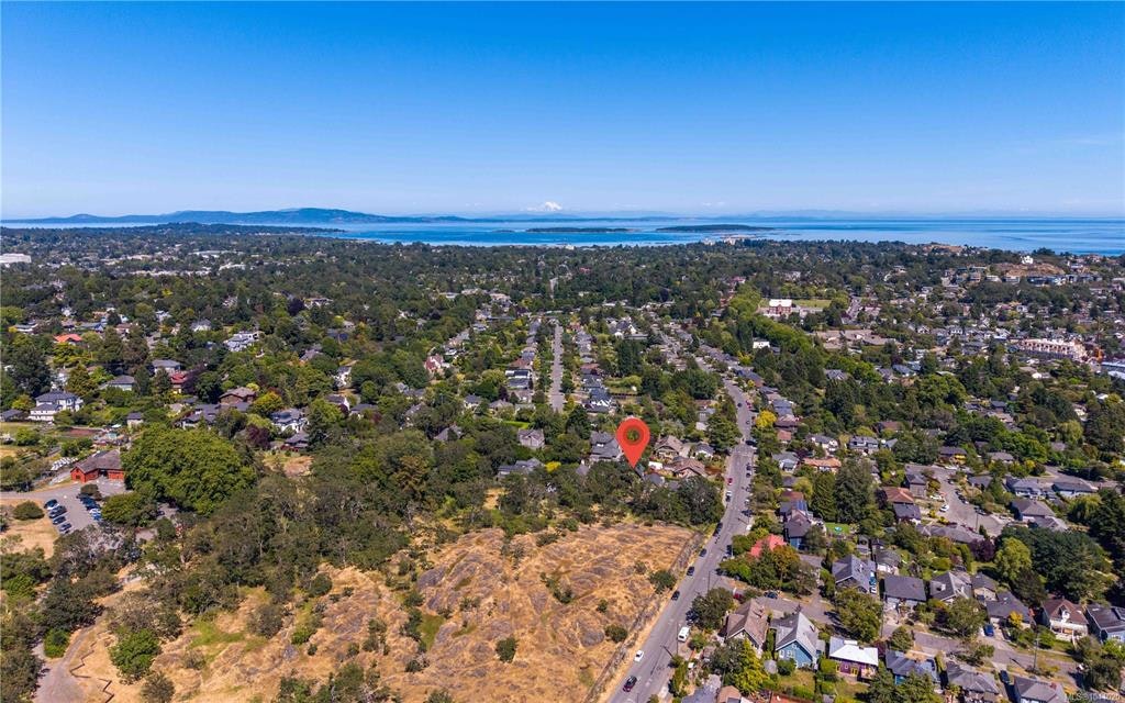 1562 Richardson Street, Victoria, BC, V8S 1R3 - 54