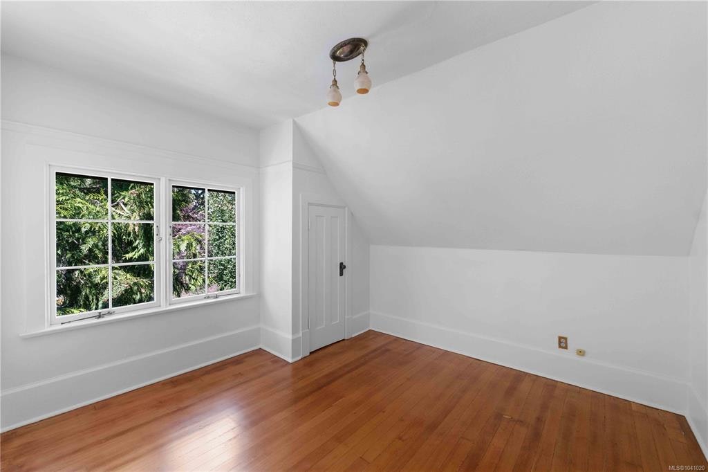 1562 Richardson Street, Victoria, BC, V8S 1R3 - 32