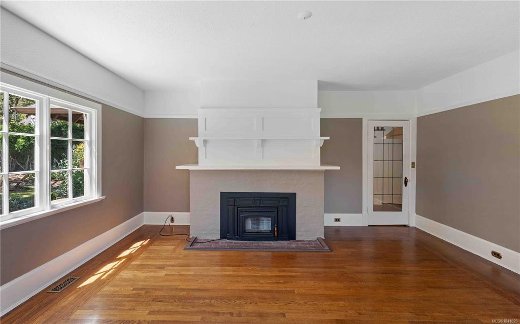 1562 Richardson Street, Victoria, BC, V8S 1R3 - 8