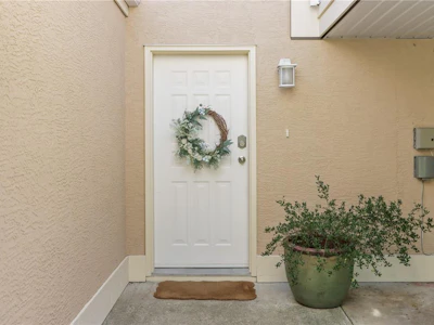 6066 Lionel Crescent - 3
