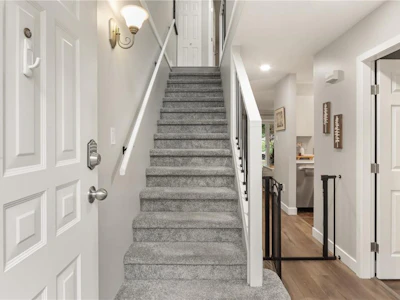 6066 Lionel Crescent - 5