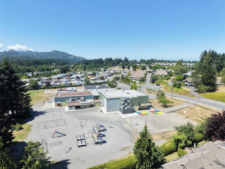 6066 Lionel Crescent, Nanaimo, BC, V9T 6E7 - 48
